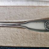 Pie shovel