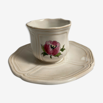 Cup and under cup in hand-painted earthenware pink decoration Pierre Motton made in France