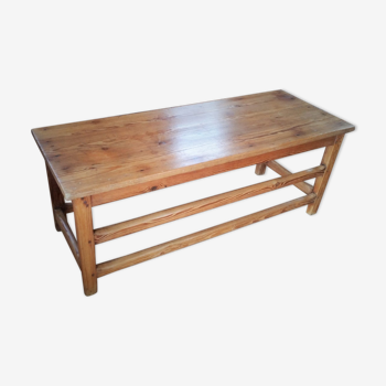 Table basse rectangulaire en sapin ancienne