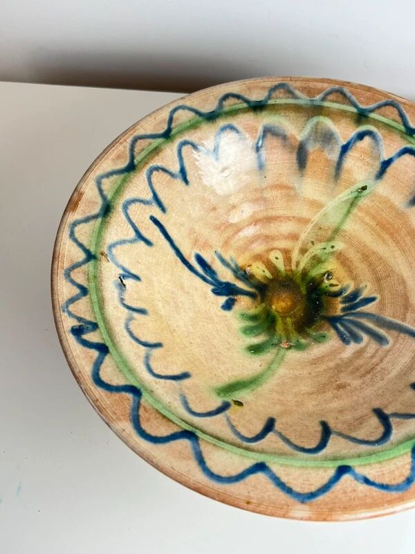 Glazed ceramic dish with green and blue floral decoration – vintage southern earthenware – handmade