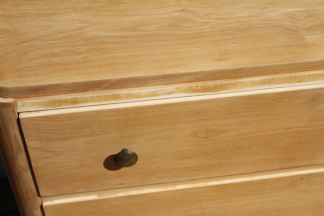 Commode vintage pieds compas