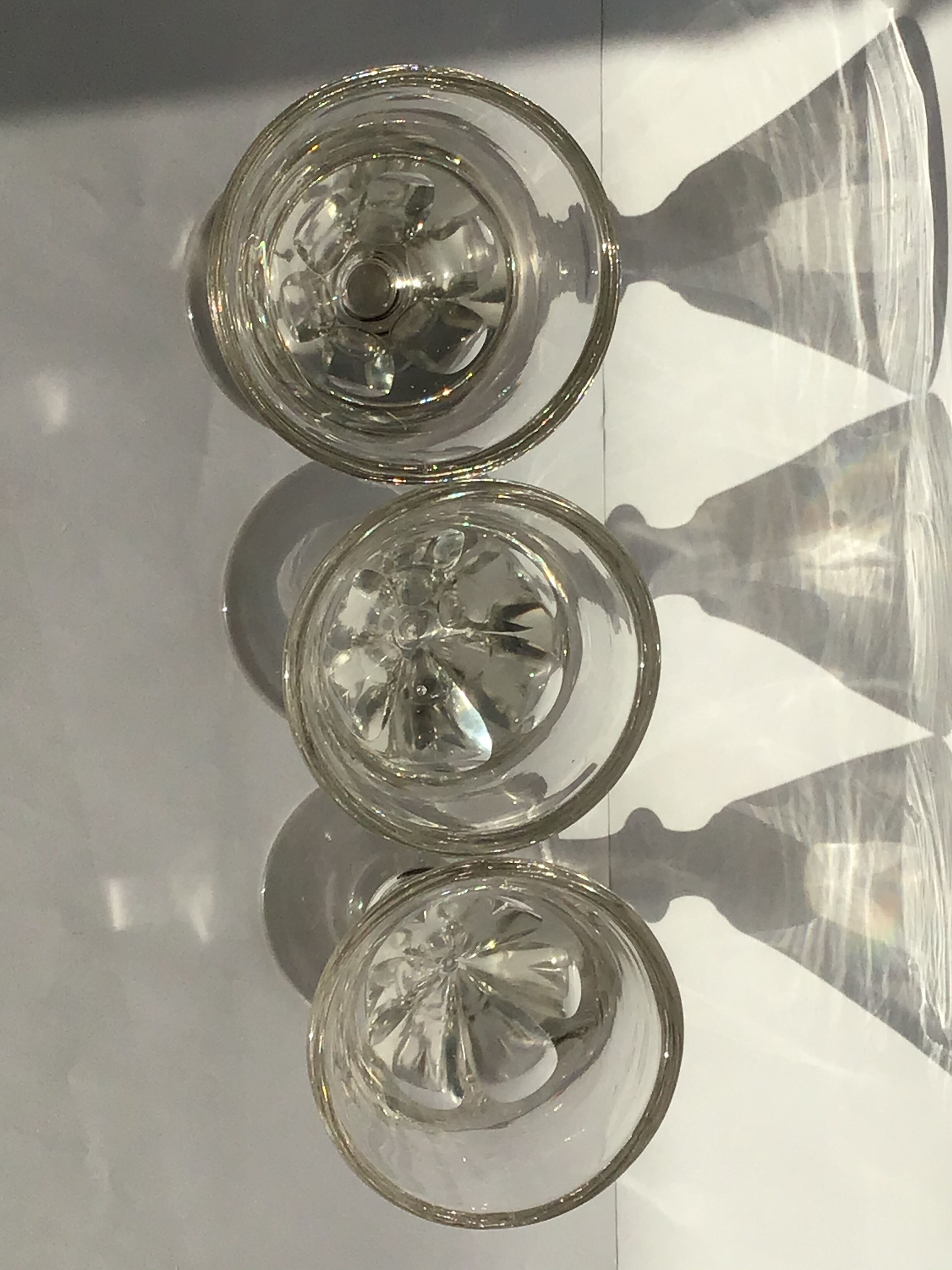 3 glasses old bistro thick aperitif