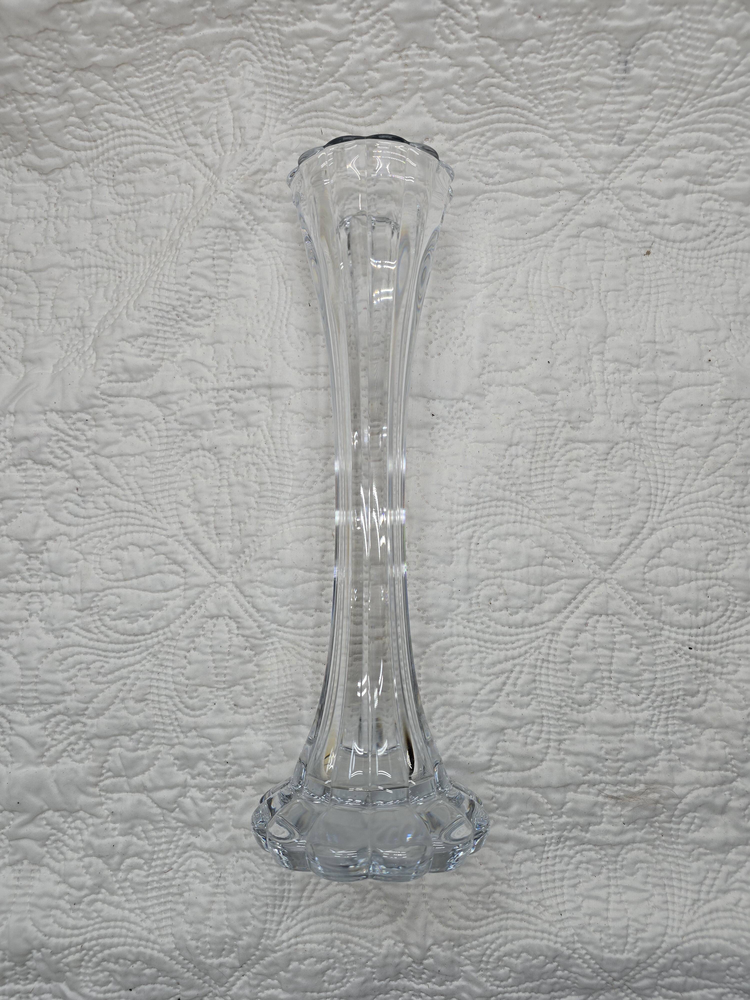 "Capucine" crystal vase