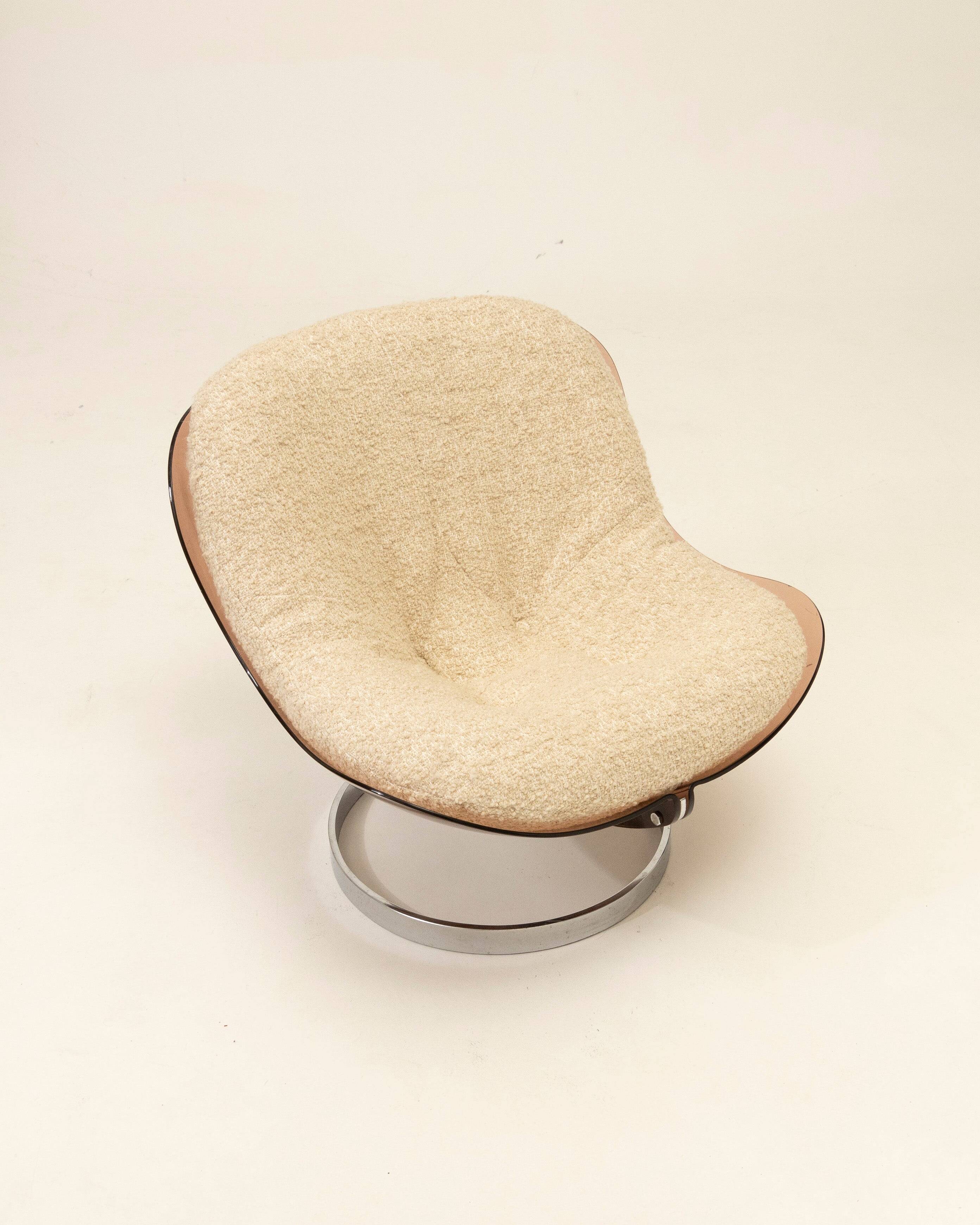 Fauteuil de salon design scandinave blanc et pieds metal - Fauteuil Pas Cher