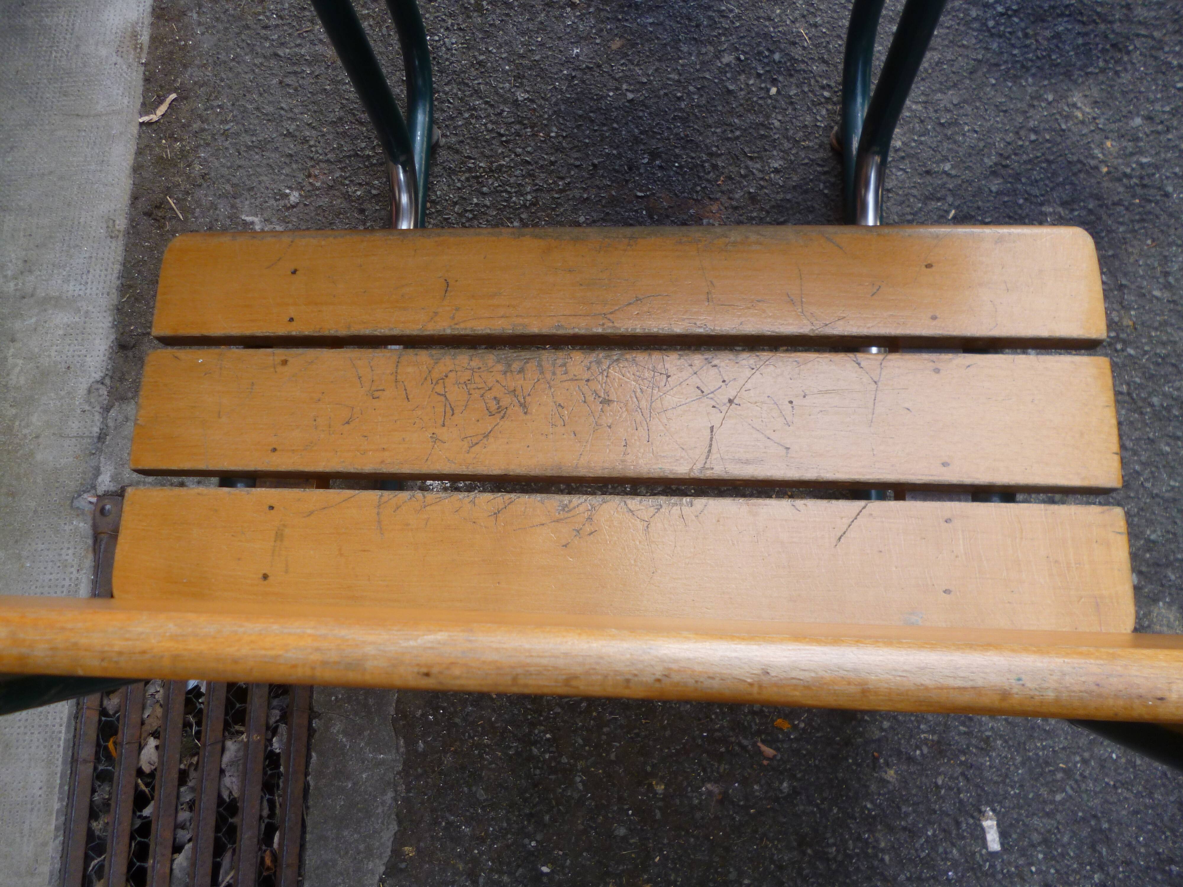 School table 1 place