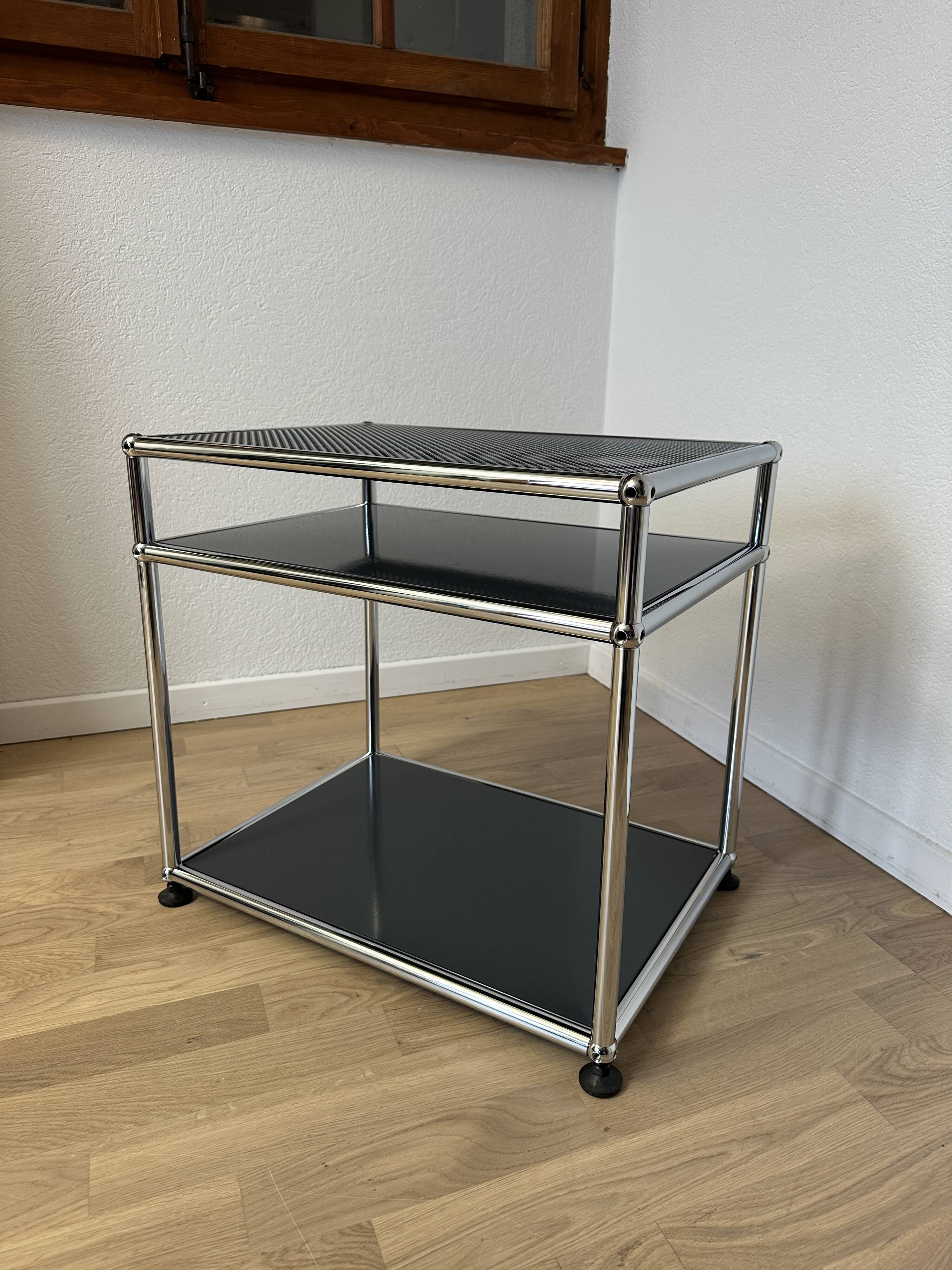 USM Haller side table in Anthracite Grey