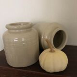 Set of two stoneware pots