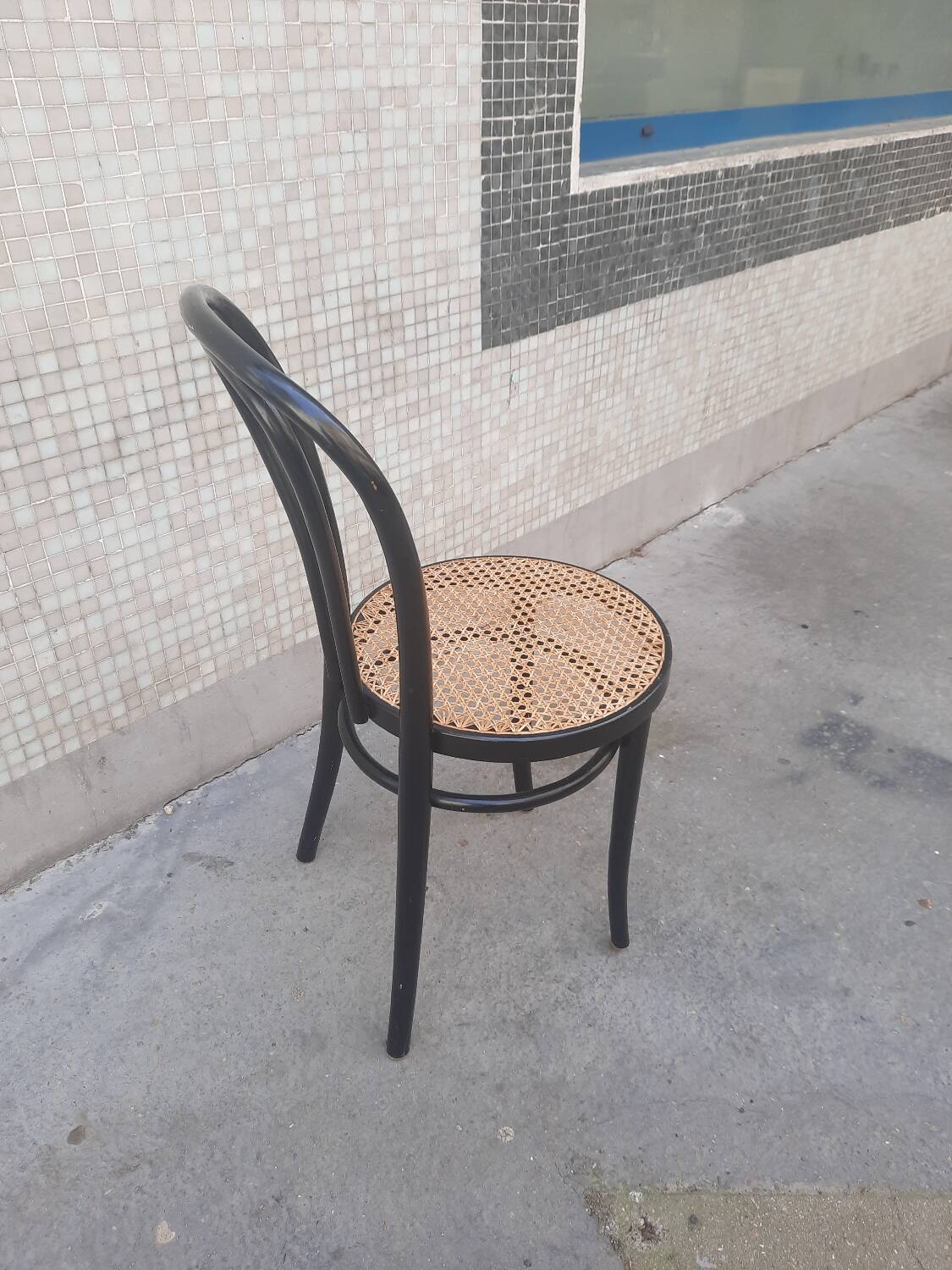 Bistro chair