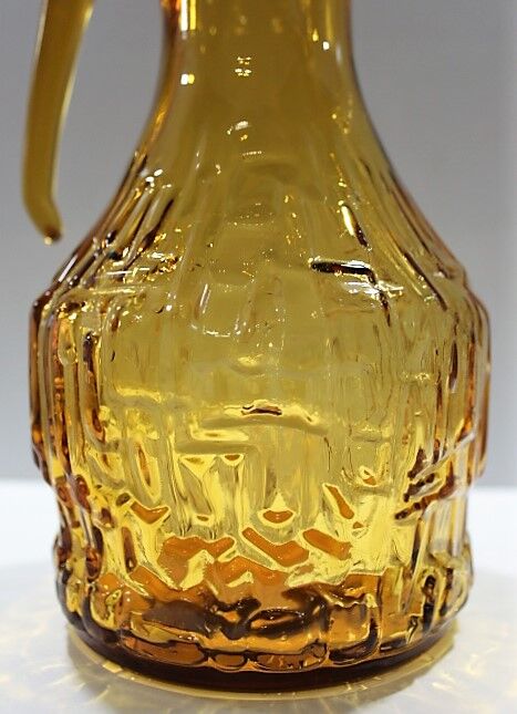 Service amber glasses and Bormioli decanter