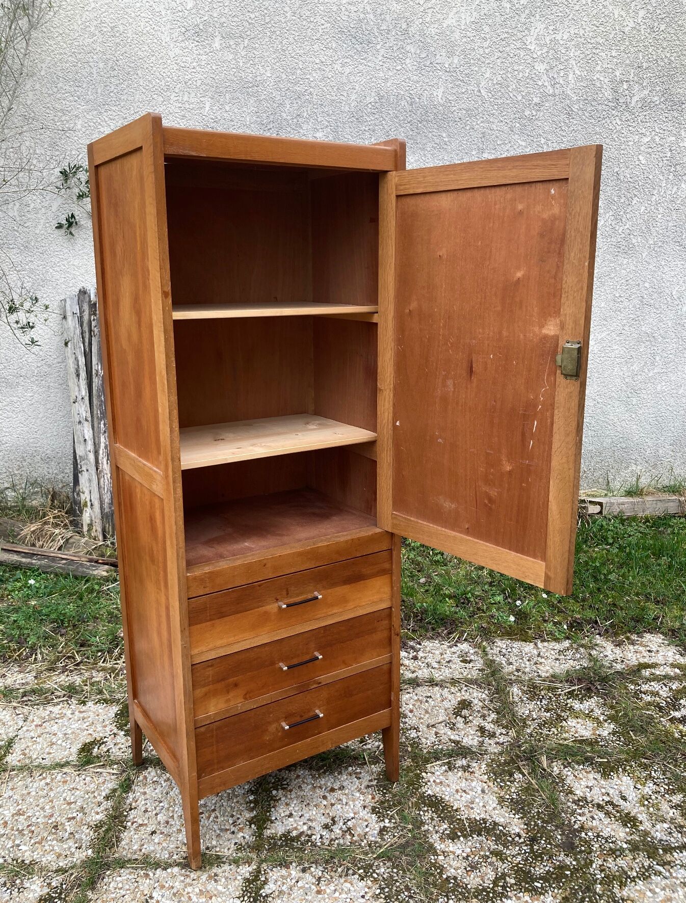 Vintage knitted bonnet feet compass