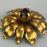 Wall sconce in brass