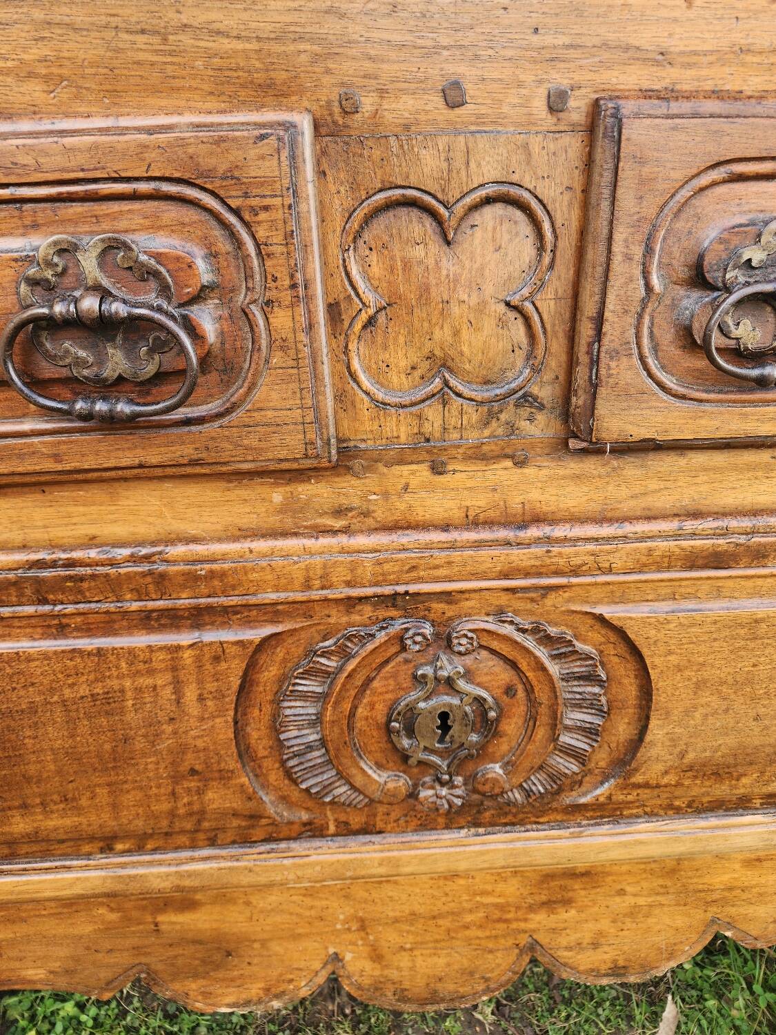 Louis XV style chest of drawers