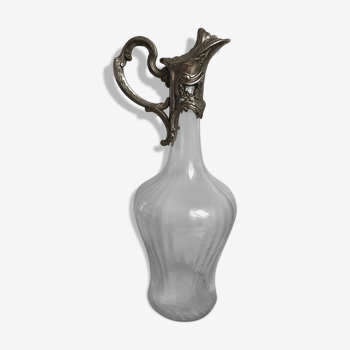 Ewer glass and silver metal