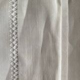Drap ancien brodé