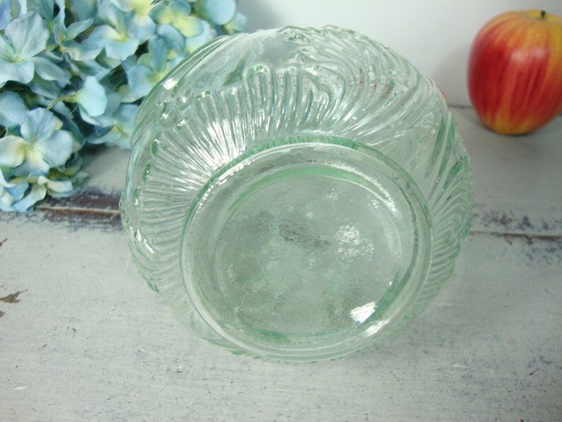 Transparent glass bottle, water decanter