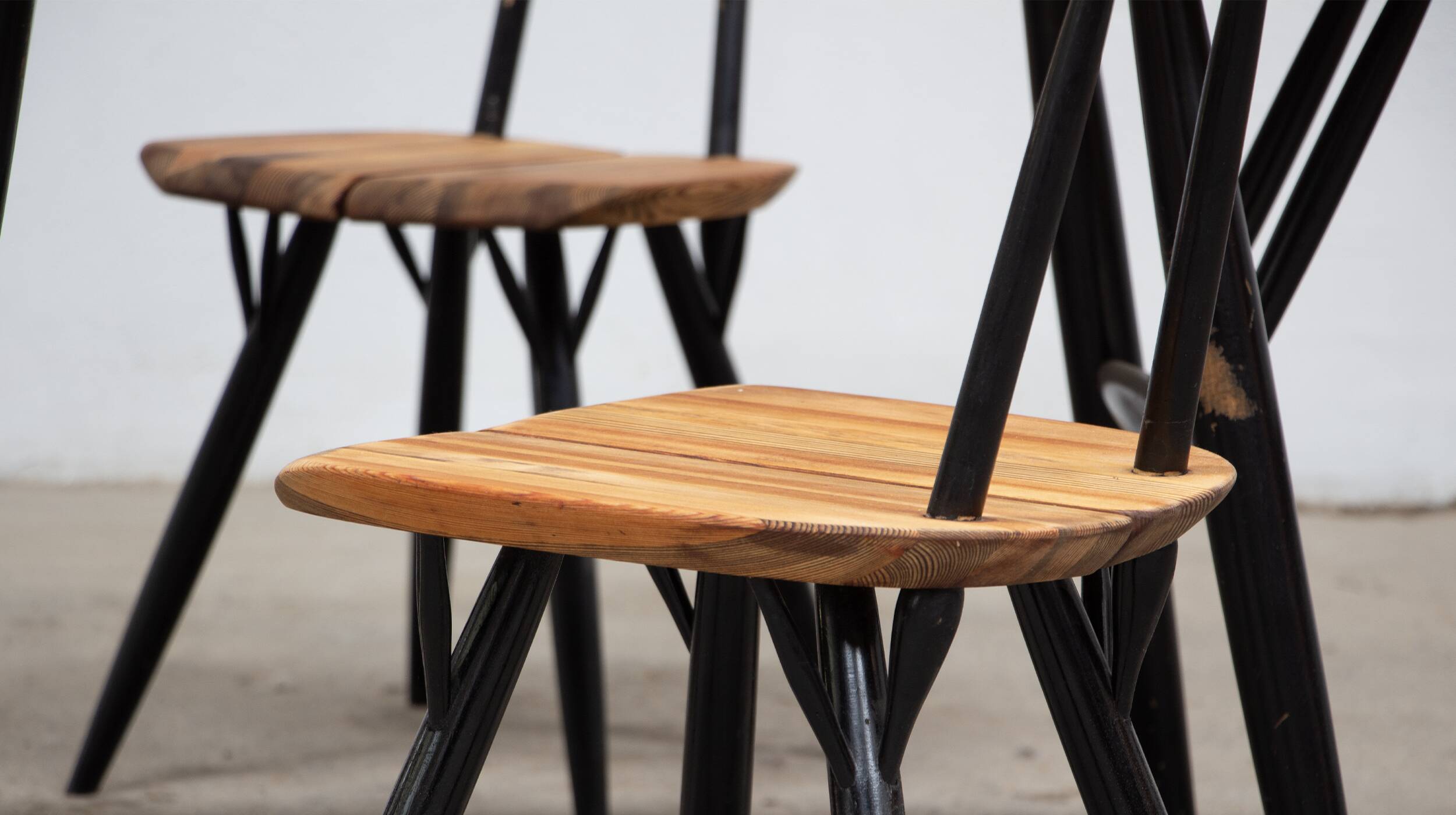 Pirrka table and chairs by Imari Tapiovaara for Laakan Puu