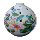 Vase ball flower in white porcelain limoges