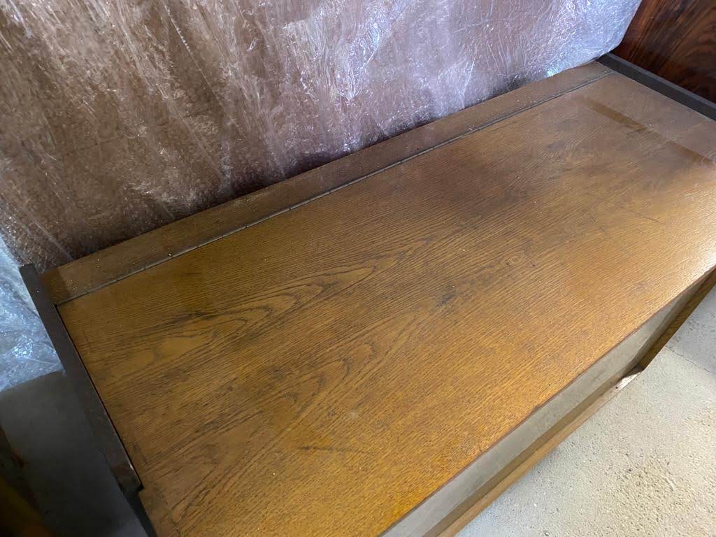 The 1960s vintage Dresser