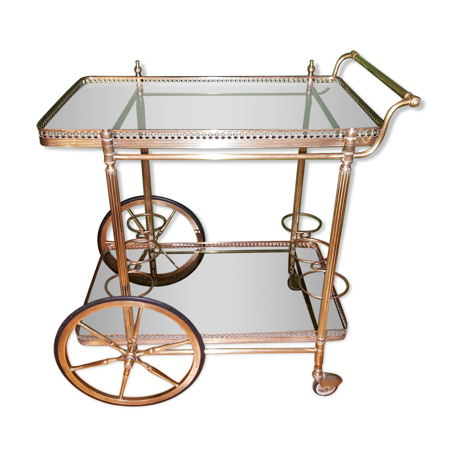 Rolling trolley with wheels