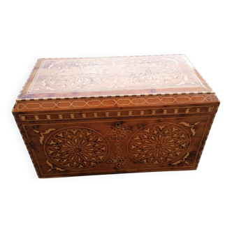 Camphor chest