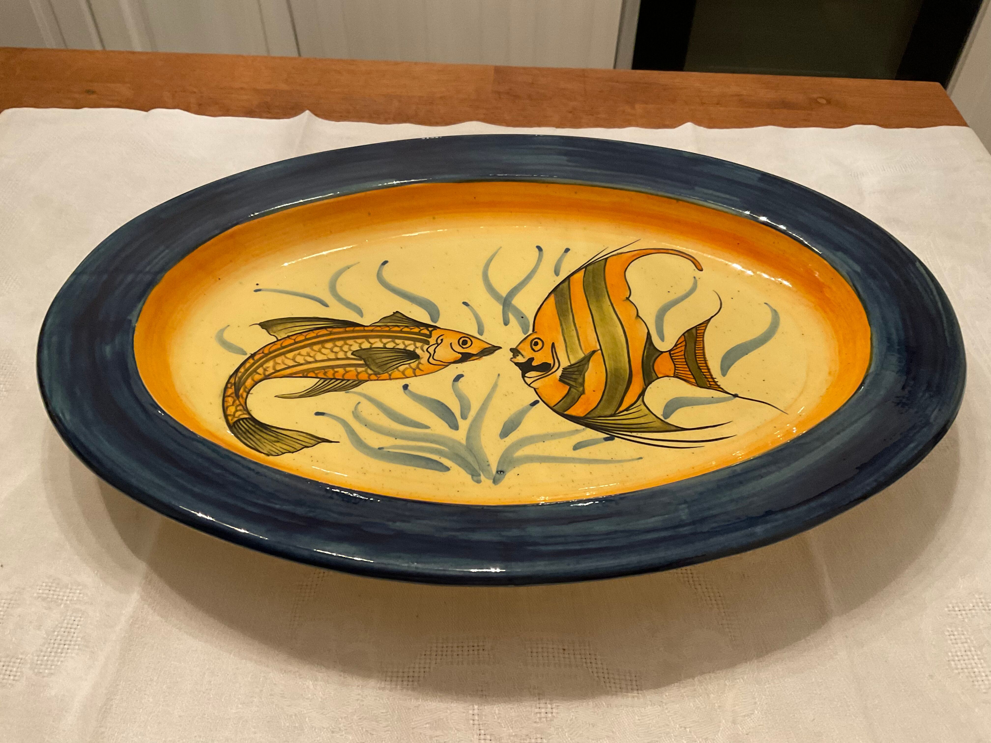 Plat ovale, terre cuite vernissée, 40 cm
