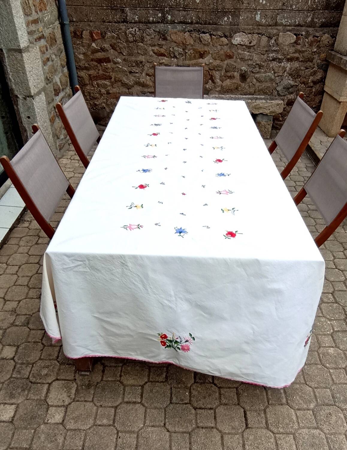 Nappe brodée Vintage