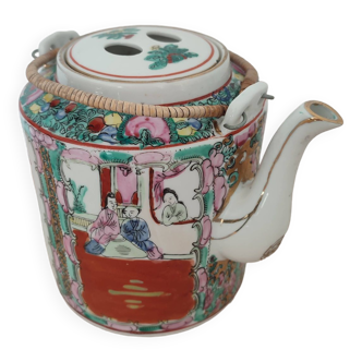 Chinese porcelain teapot