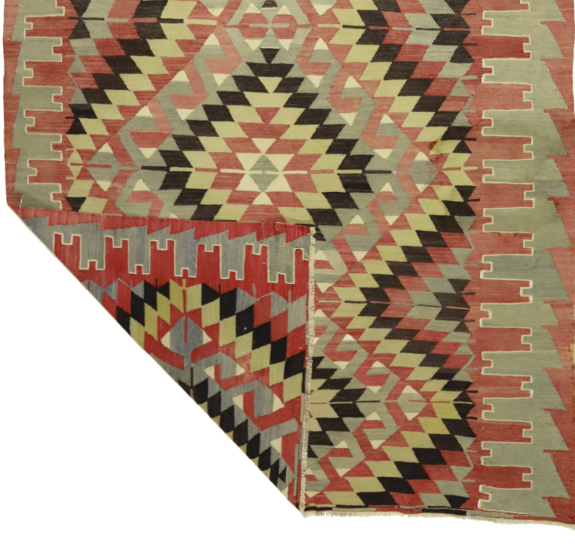 Vintage Turkish Kilim Elegant 170x310 cm Handwoven Bohemian Spirit