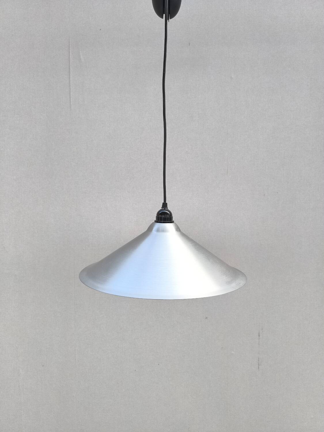 Suspension en aluminium brossé design Andreas Wilke 1980