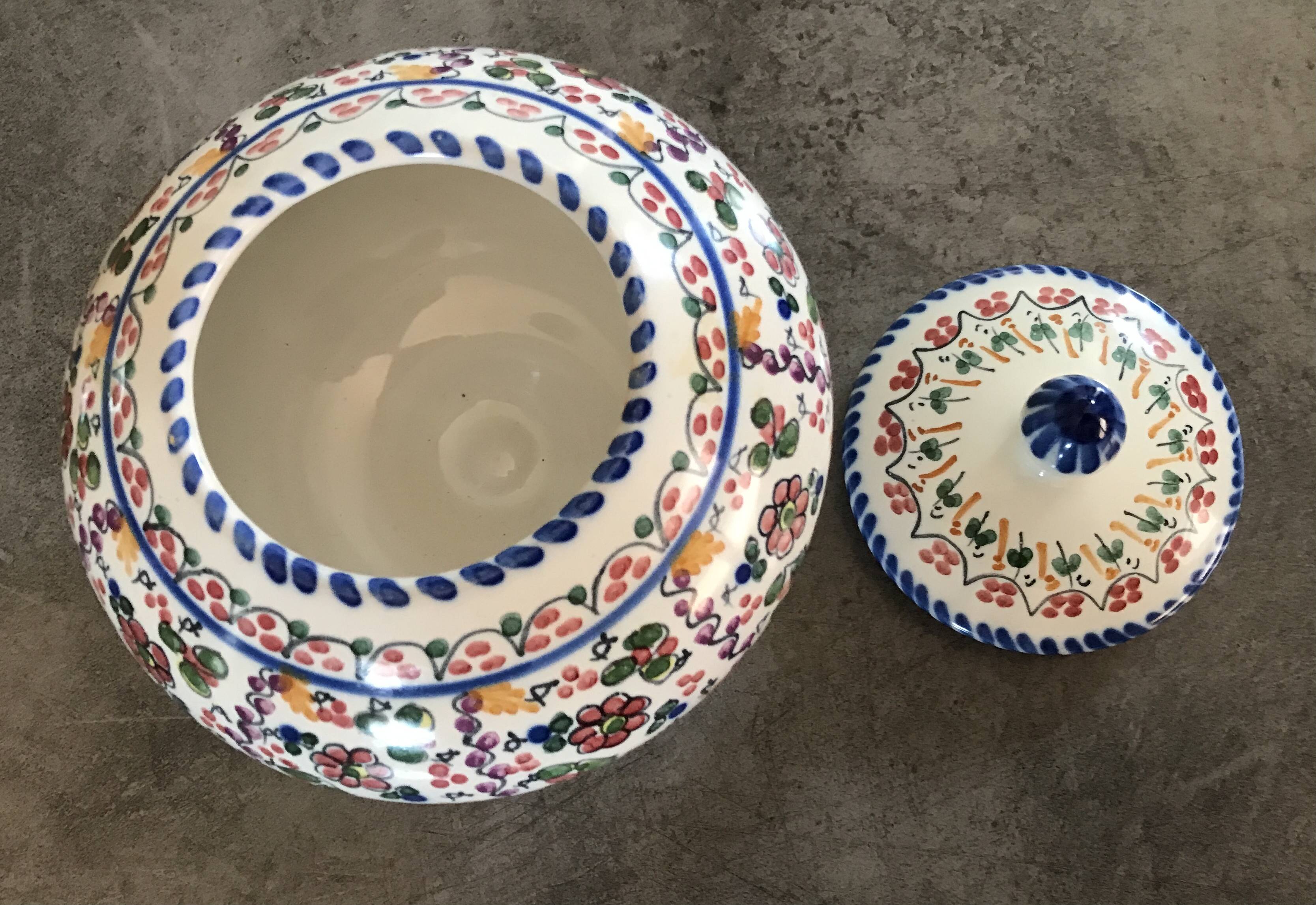 Jar, candy dish in enamelled ceramic with hand-painted decoration by p.arzobispo