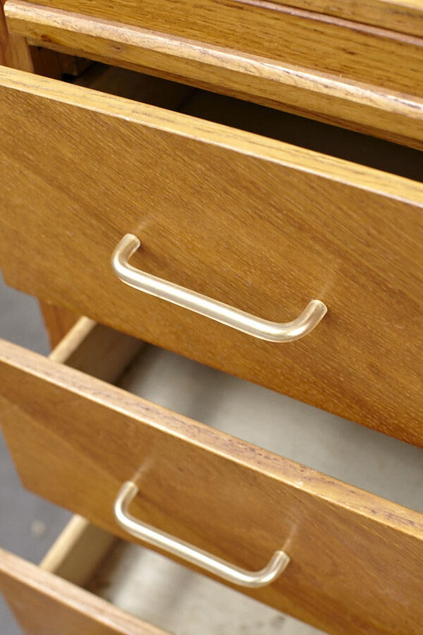 Dresser feet compass