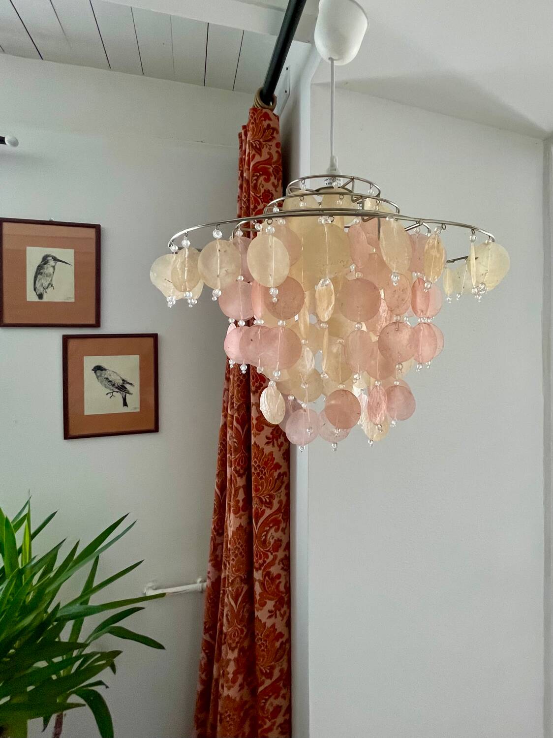 Mother-of-pearl tassel chandelier