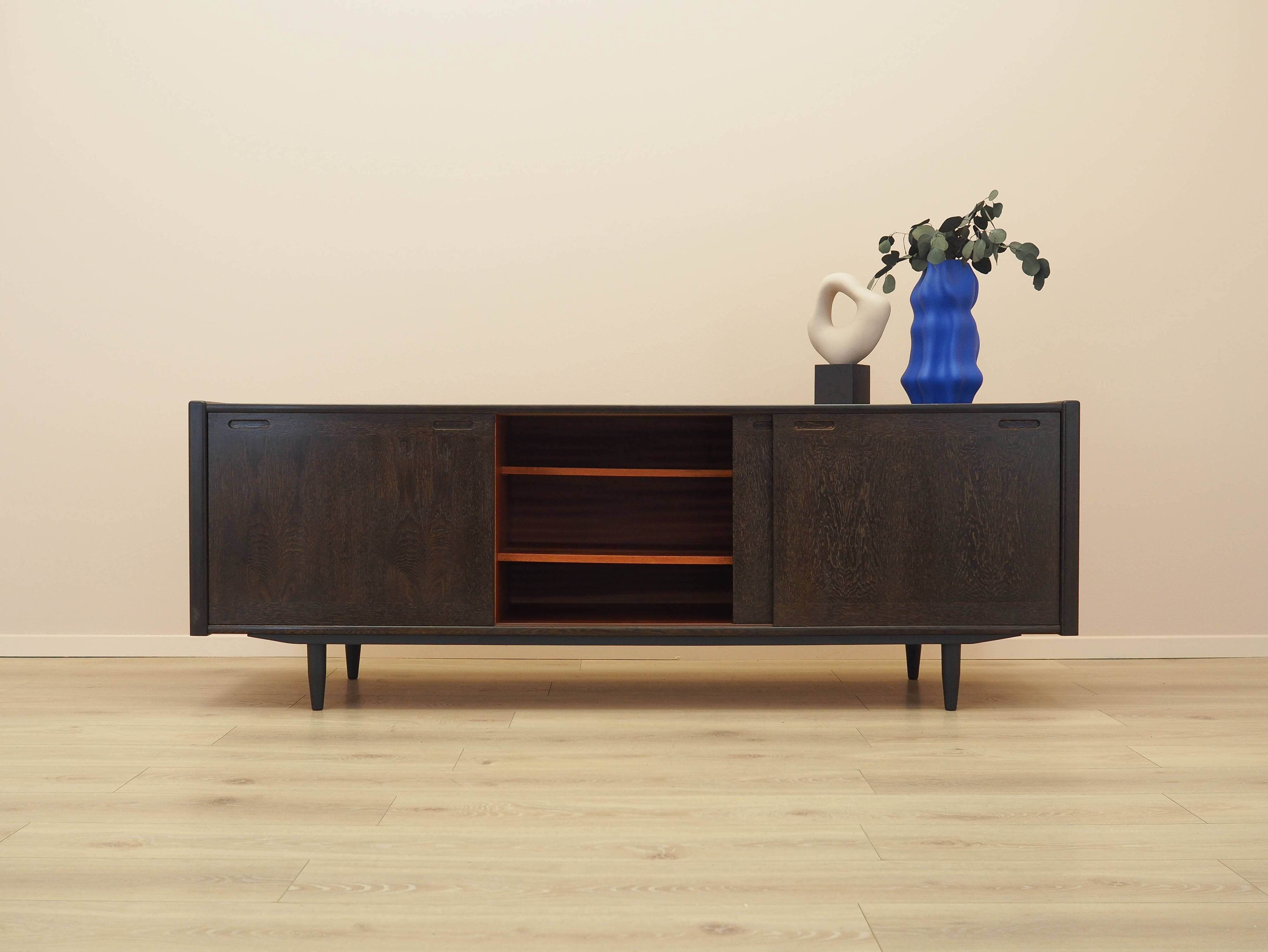 Oak sideboard, Danish design, 1970s, manufactured by Skovby Møbelfabrik