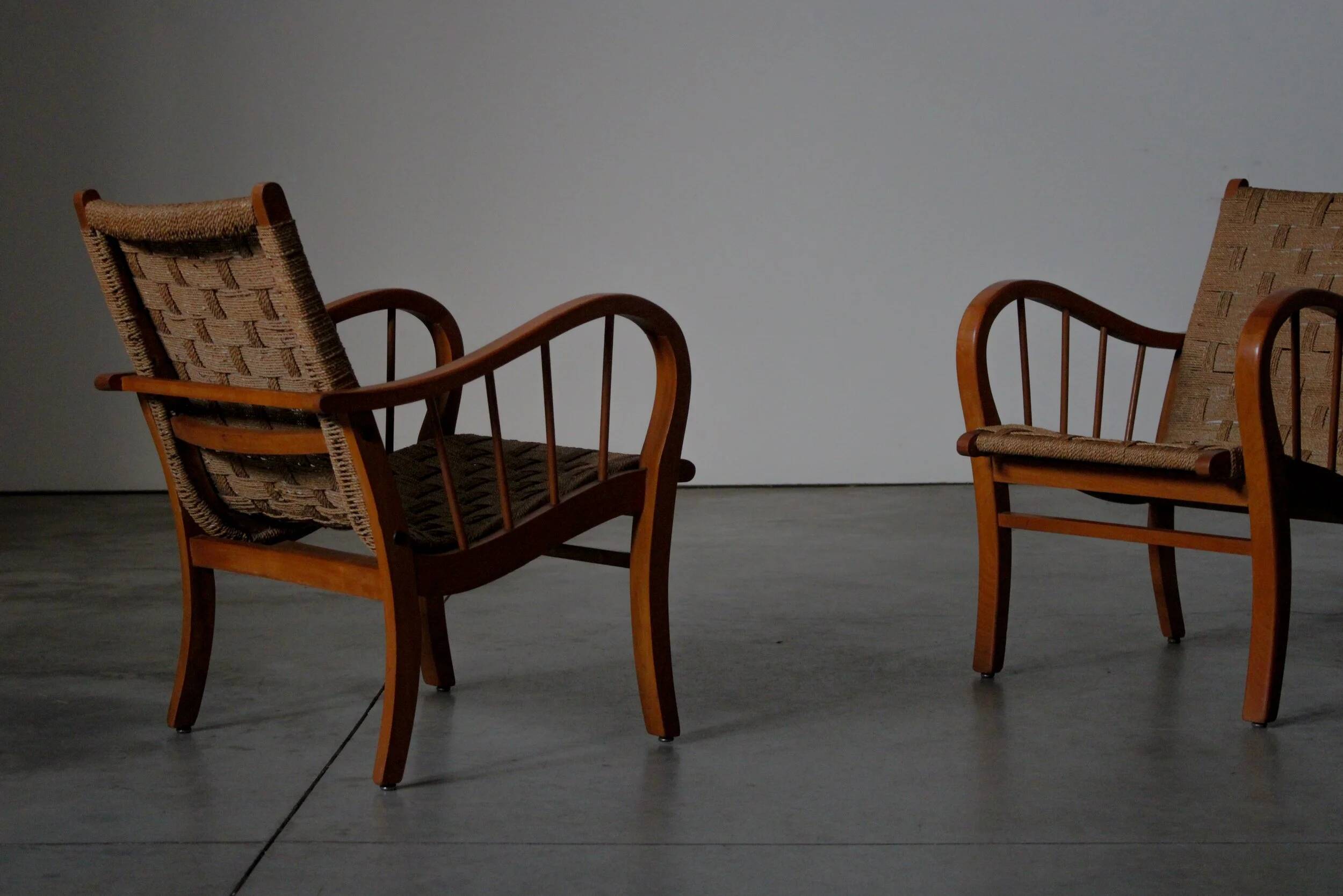 Pair of oak and rope arm chairs - Germany 1950s