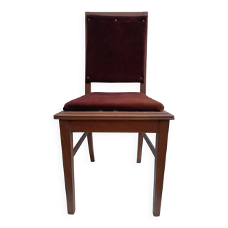 Elegant designer chair in wood and burgundy velvet - contemporary style and comfort