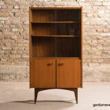 Teak sideboard consisting of a showcase with shelves and a double door