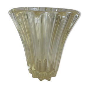 Vase en verre jaune de  pierre