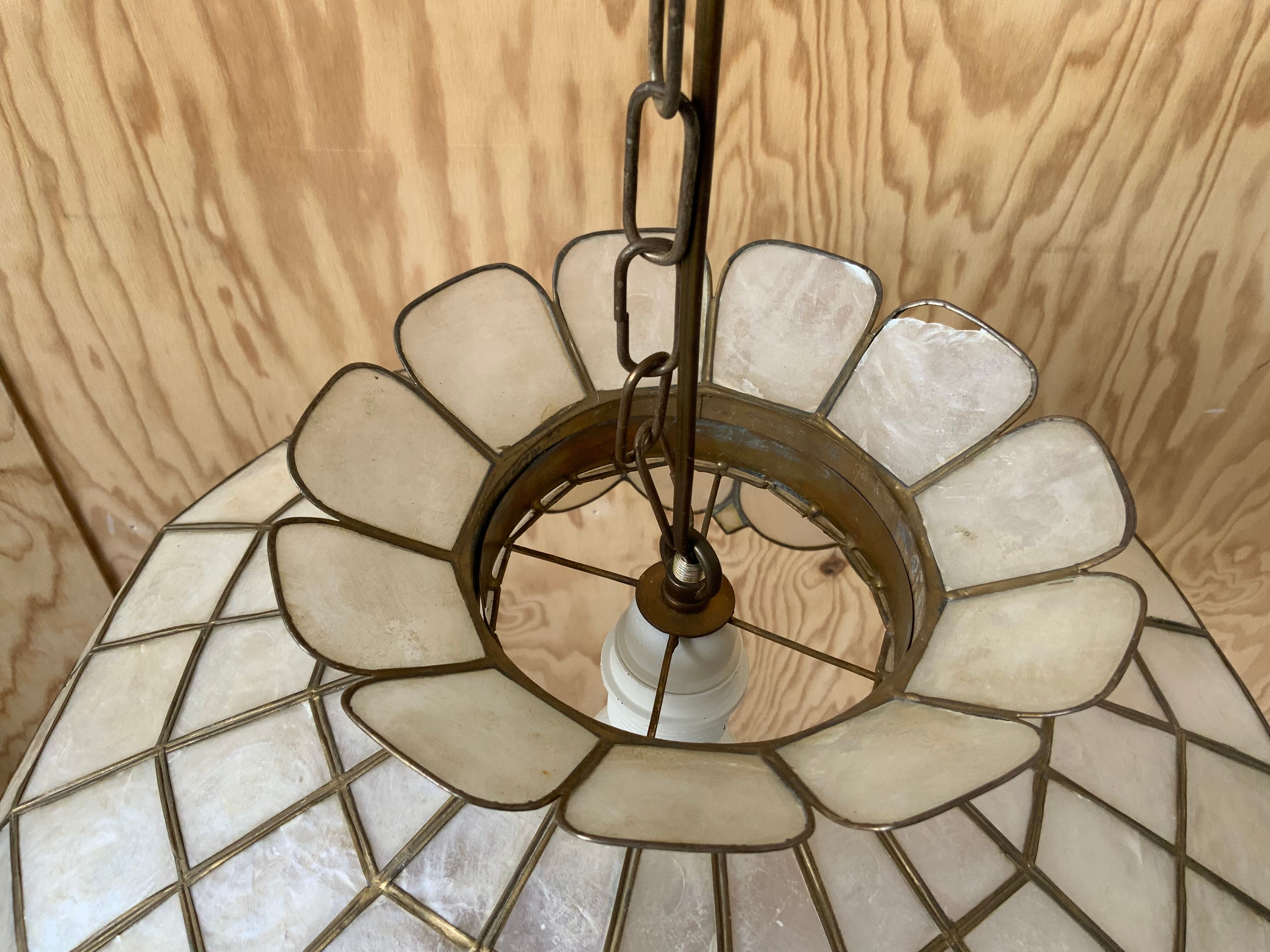Suspension en nacre et laiton