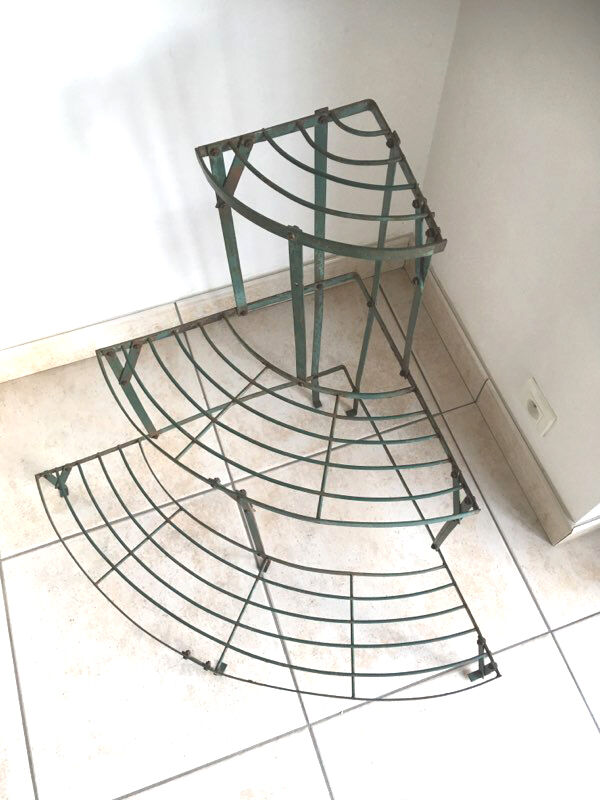 Plants holder metal florist