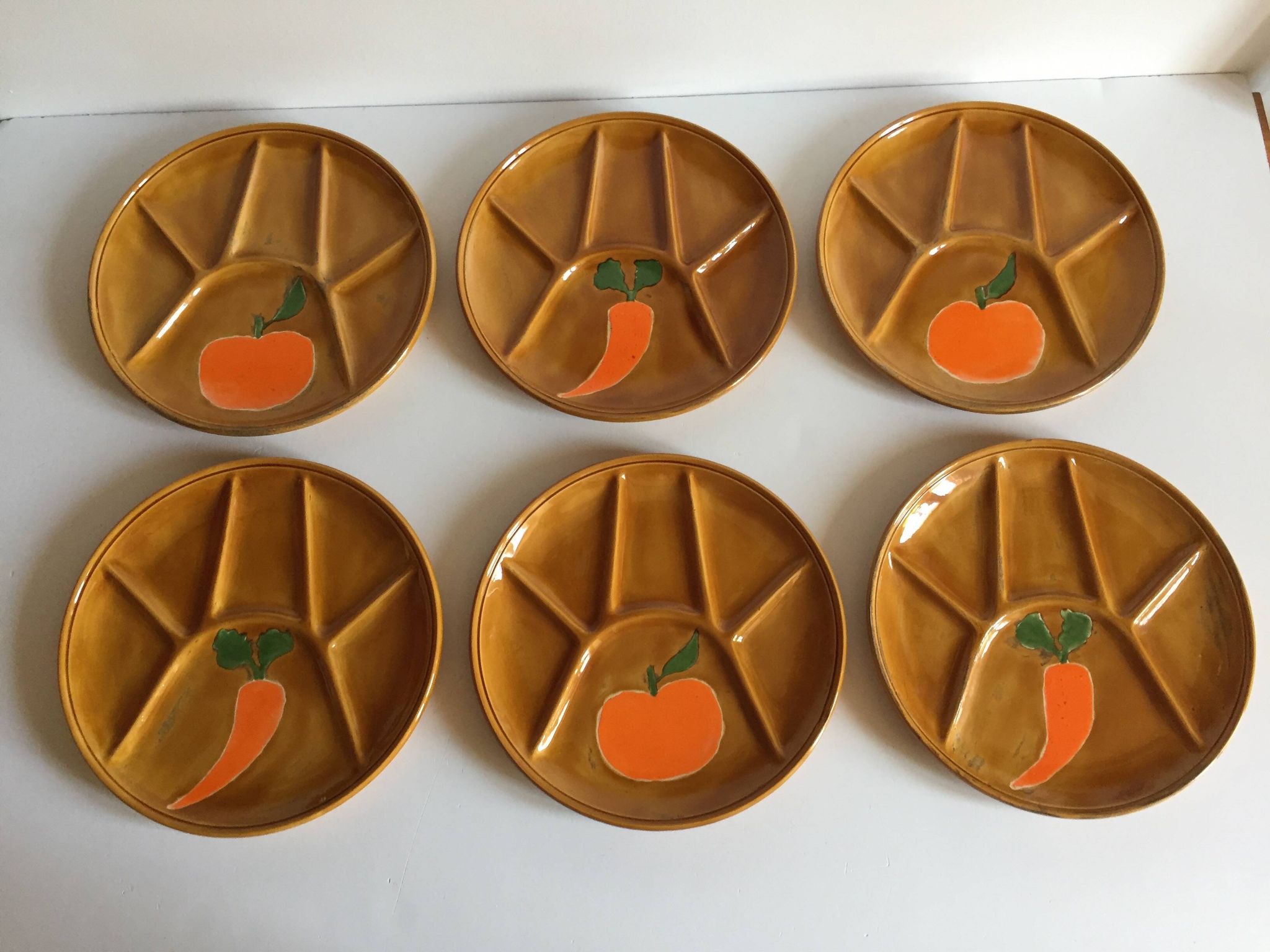 6 assiettes compartimentées vintage