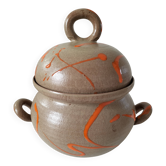 Stoneware tureen signed JG – Jacques Gretha, potter in Macaye (64)