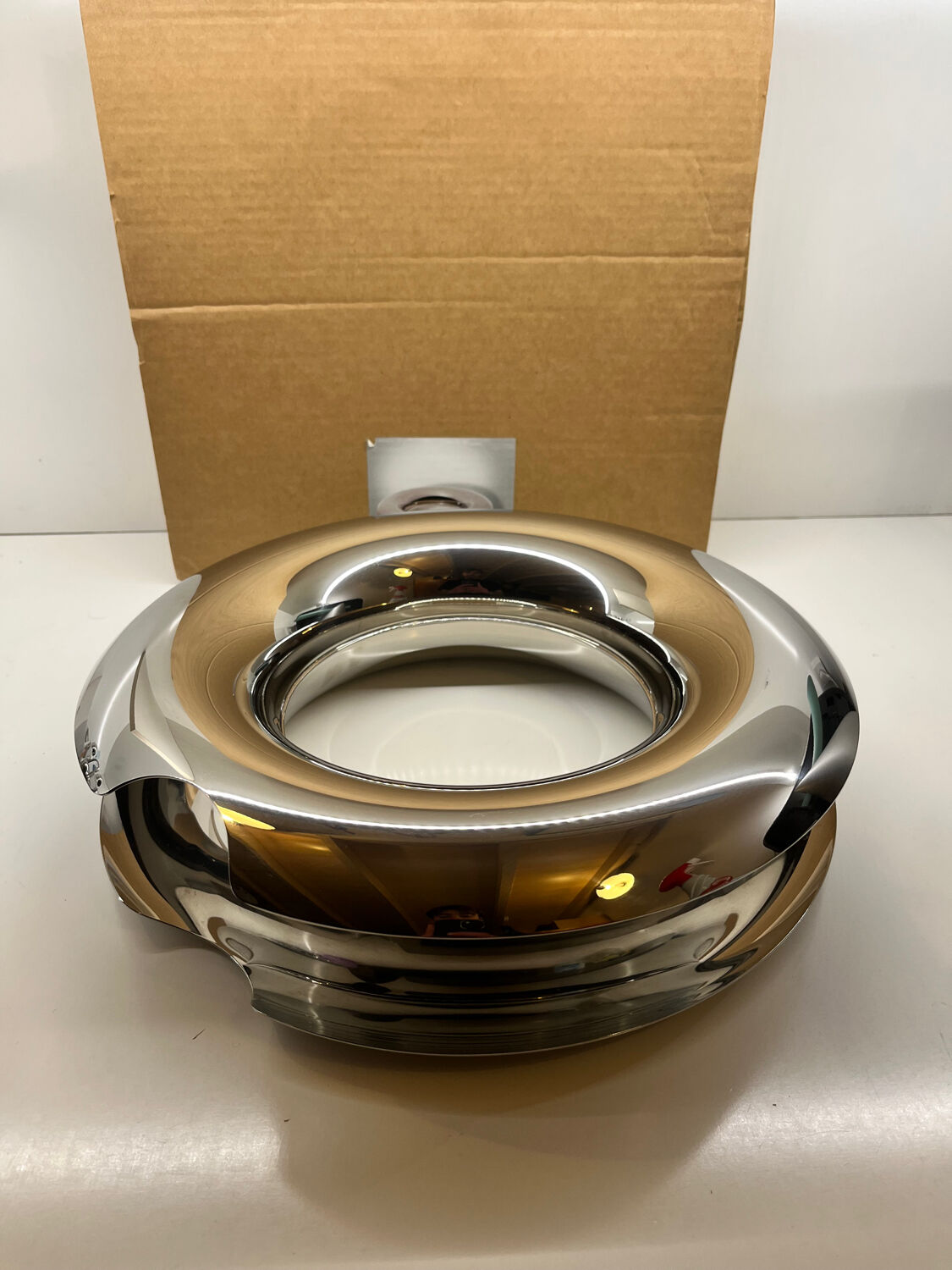 Alessi – LV01 Fruit Loop – Lisa Vincitorio – Fruit bowl – Stainless steel