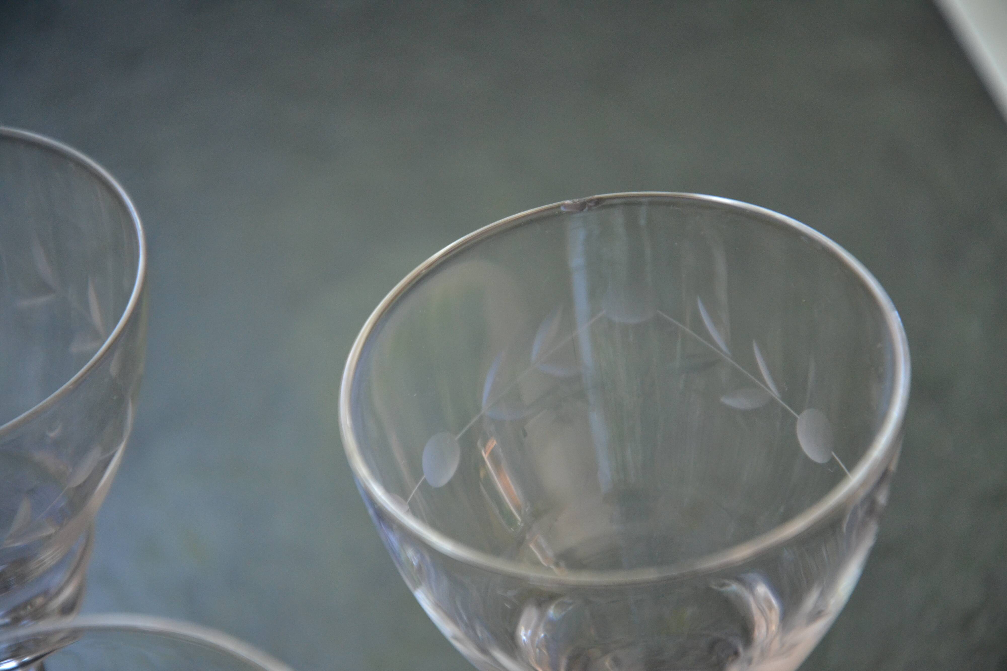 8 small old chiseled glasses