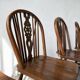 Suite de Quatre Chaises "Windsor"