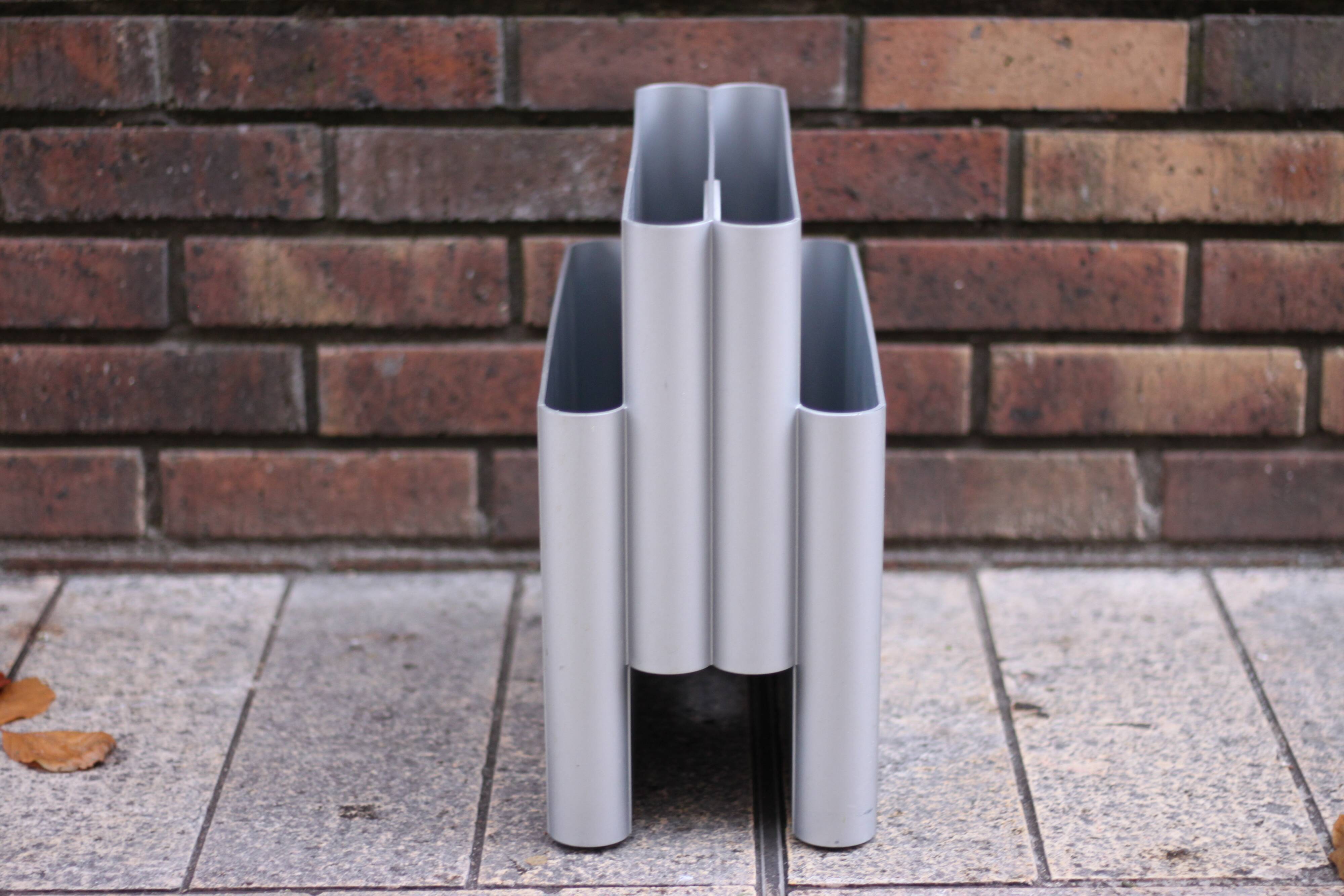 Magazine holders by Giotto Stoppino, Kartell edition