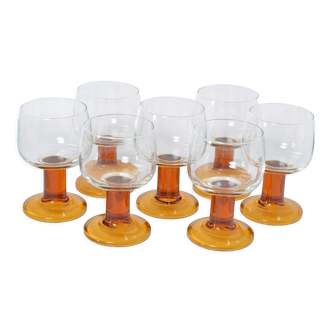 Verres à pied ambrés