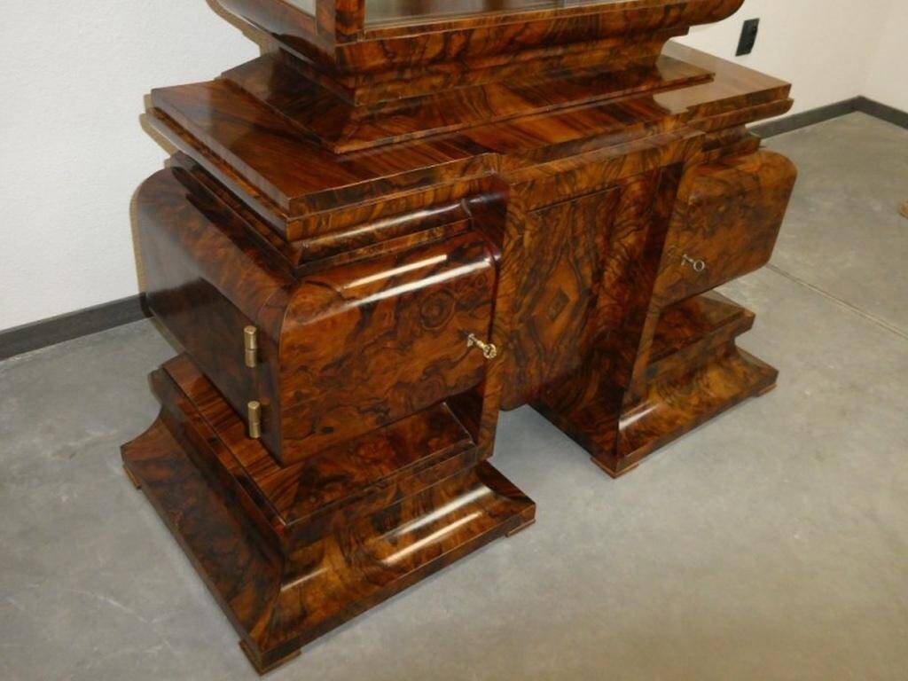 Art Deco Display Cabinet in Walnut