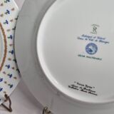 Pair of Limoges Renaud & Cie flat plates, "Vieux Nyon" model, 23.5 cm