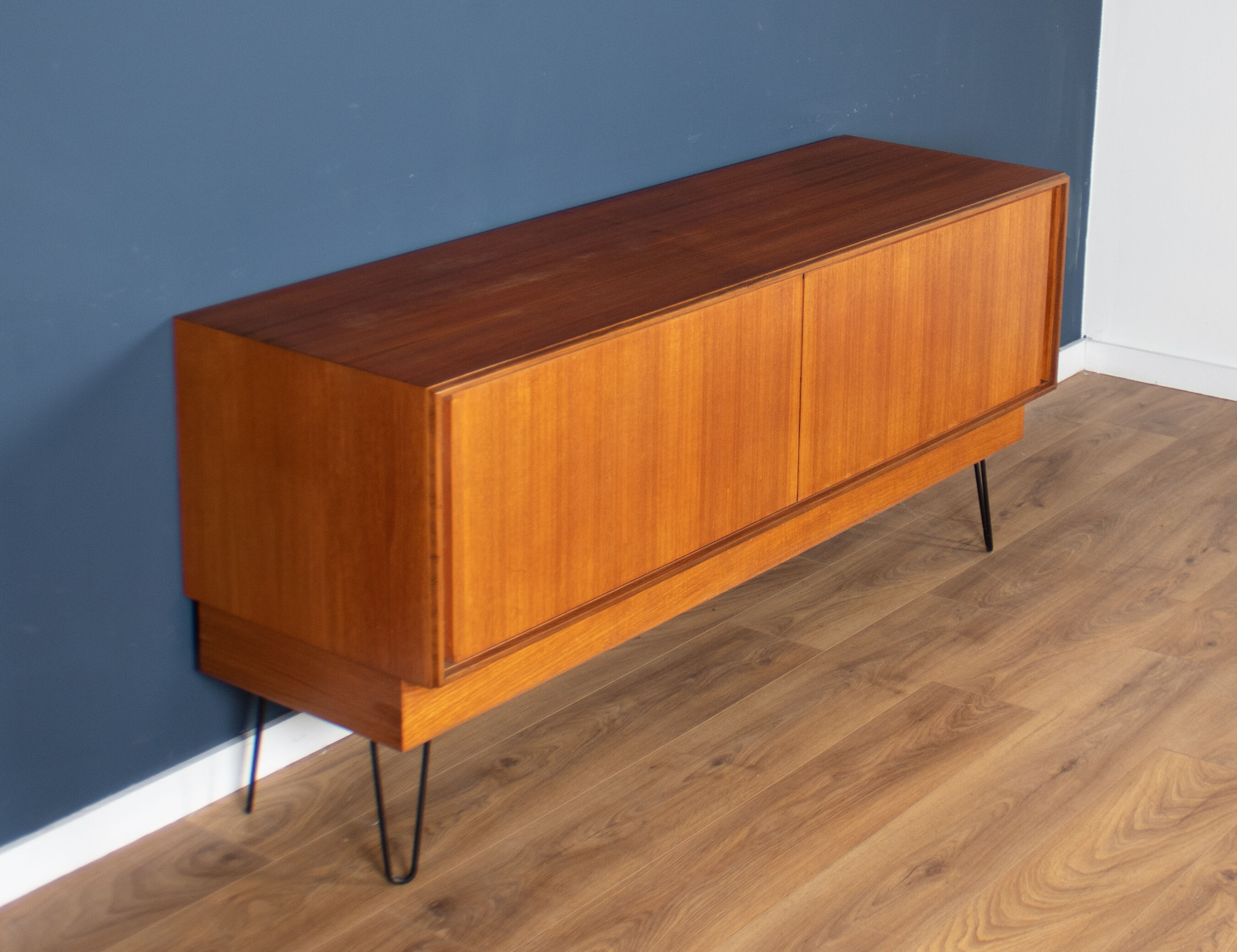 Retro teak 1960s G plan form five sideboard on hairpin legs