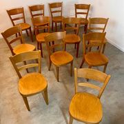 Lot 12 wooden bistro chairs by Horgen Glarus 70s vintage